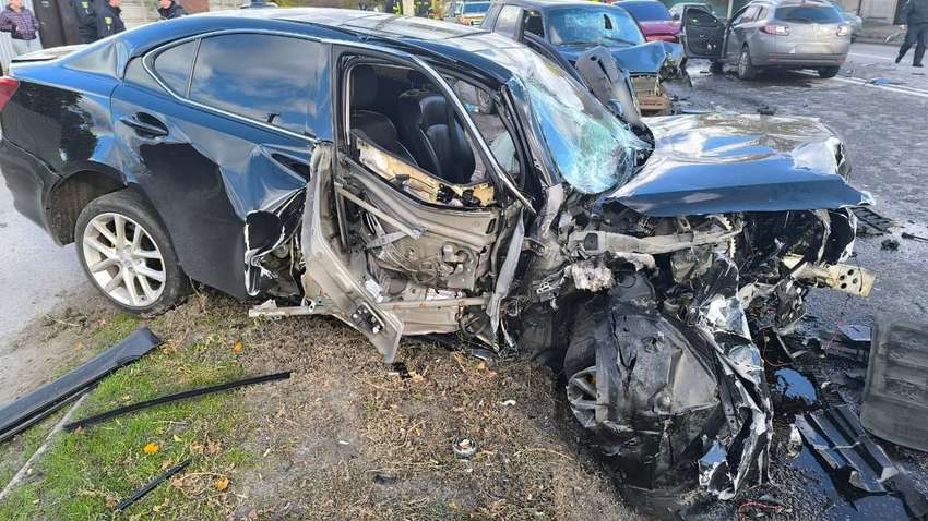 На Харківщині сталася страшна ДТП (ФОТО) На Харківщині сталася страшна ДТП (ФОТО)