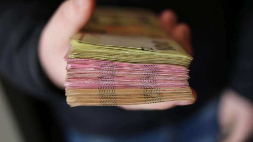 Украинцы назвали уровень доходов, который им нужен для нормальной жизни Украинцы назвали уровень доходов, который им нужен для нормальной жизни