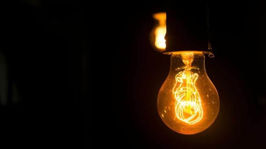 Шмыгаль назвал территории, где не будут выключать свет