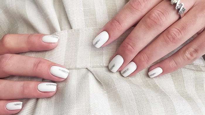 Головні тренди манікюру на серпень 2024 року: що радять нейл-експерти Головні тренди манікюру на серпень 2024 року: що радять нейл-експерти