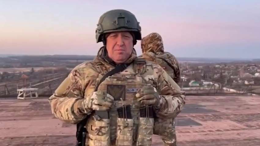 Пригожин прийняв рішення зупинити артилерійський вогонь у Бахмуті: яка причина Пригожин прийняв рішення зупинити артилерійський вогонь у Бахмуті: яка причина