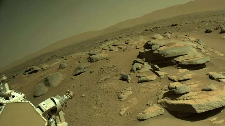 Марсоход NASA Perseverance прислал первые фото с красной планеты после возобновления связи (ФОТО) Марсоход NASA Perseverance прислал первые фото с красной планеты после возобновления связи (ФОТО)