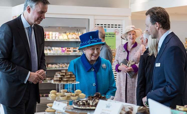 Бывший повар королевской семьи раскрыл секрет о диете королевы Елизаветы ІІ и ее любимой еде Бывший повар королевской семьи раскрыл секрет о диете королевы Елизаветы ІІ и ее любимой еде