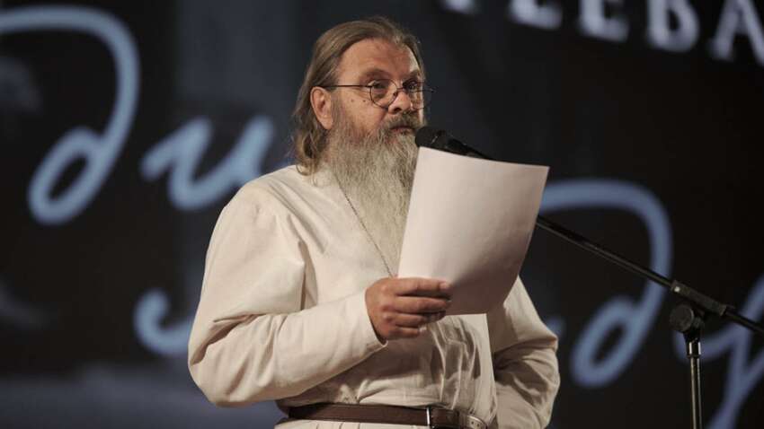 В РПЦ назвали "правильный" метод воспитания детей, чтобы они "не вырастали идиотами" В РПЦ назвали "правильный" метод воспитания детей, чтобы они "не вырастали идиотами"