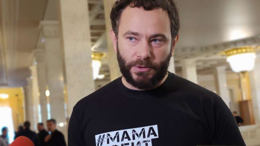 Мажоритарники від «Слуги народу» не підтримають ринок землі, - Дубинський