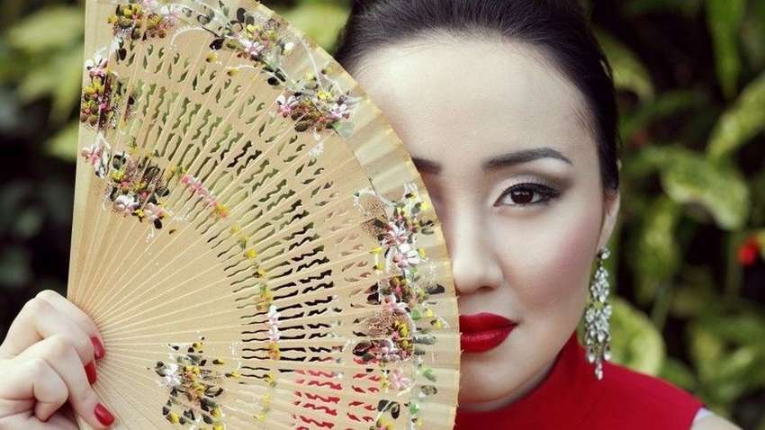 Замужняя китаянка случайно узнала, что она мужчина Замужняя китаянка случайно узнала, что она мужчина