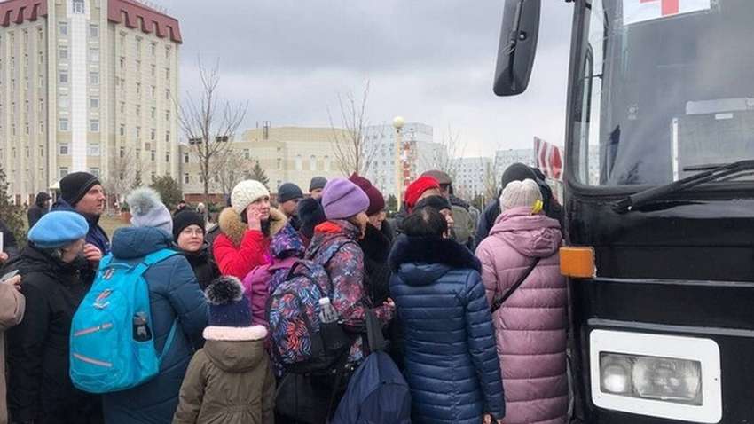 Родные защитников Мариуполя просят Зеленского обратиться в ООН по поводу эвакуации из «Азовстали»
