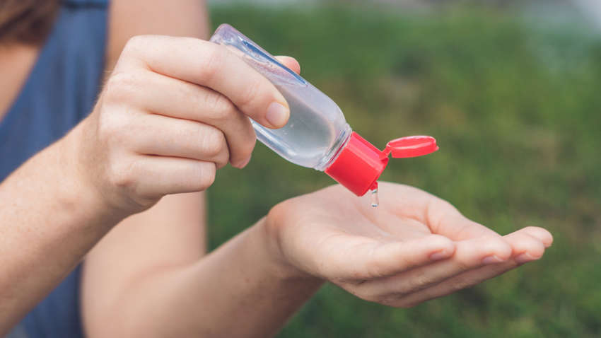 В Украине запретили сразу три известных антисептика