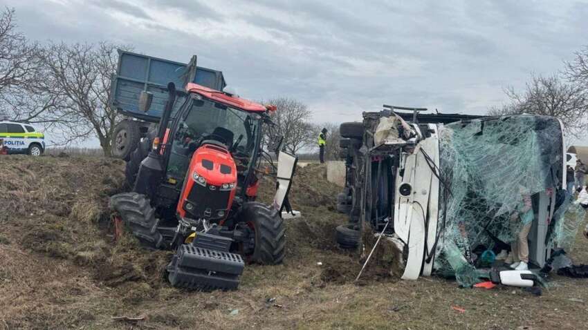 У Молдові український автобус потрапив у серйозну ДТП: чи є загиблі 