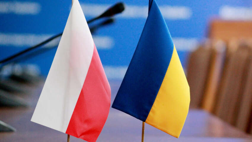 Скандал между Украиной и Польшей усиливается: что теперь делать Киеву