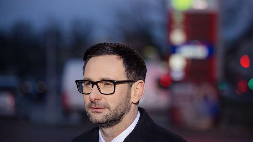 Мільйони для Росії: польська компанія Orlen, яка продовжує працювати з РФ, підняла ціни на пальне
