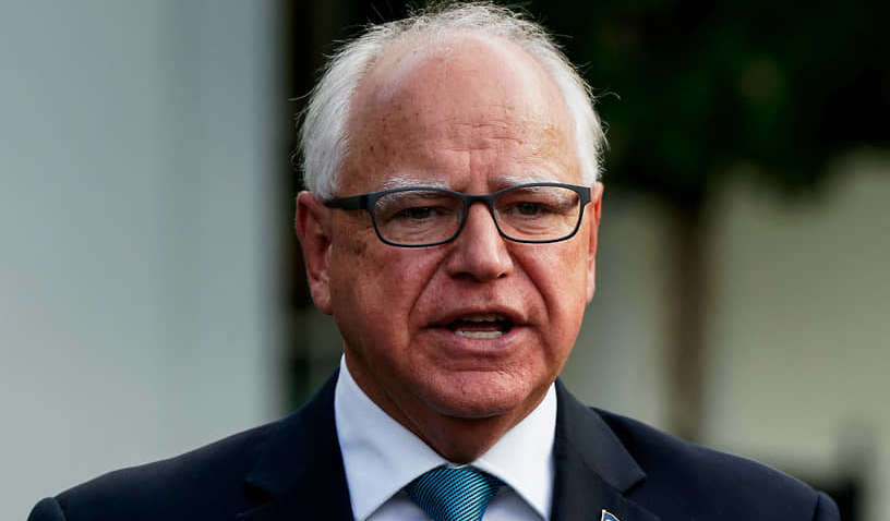 Тим Уолз принял вызов: готов к дебатам с представителем Трампа