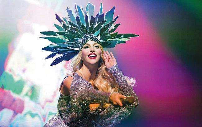 Оля Полякова порадувала фанів запальною піснею, - ВІДЕО