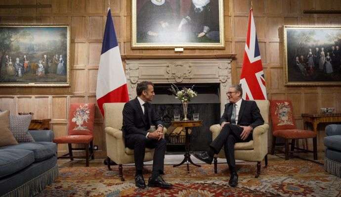 Стал известен сценарий, к которому готовятся Лондон и Париж сразу по прекращению огня в Украине