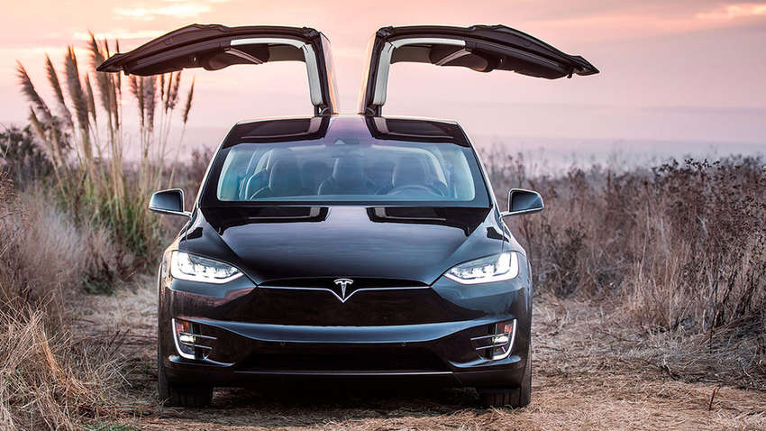 Парижская компания такси приостановила использование автомобилей Tesla из-за смертельной аварии Парижская компания такси приостановила использование автомобилей Tesla из-за смертельной аварии