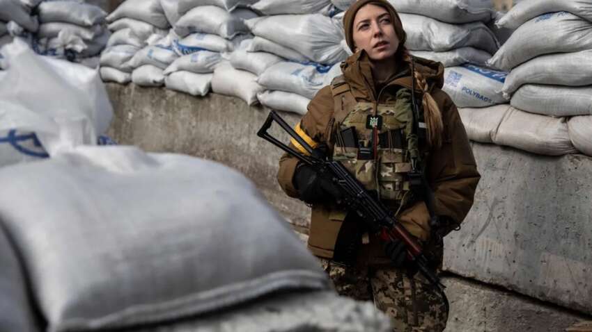 Сумасшедший показатель: сколько девушек служат в рядах ВСУ 