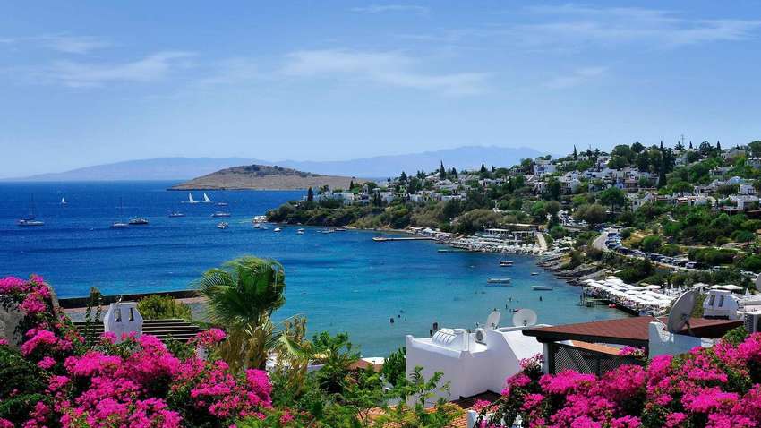 У Туреччині розповіли, кому з українських туристів дозволений в'їзд вже з середи