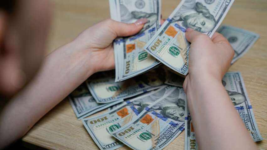 Власти США предлагают мигрантам солидные суммы, лишь бы те покинули страну