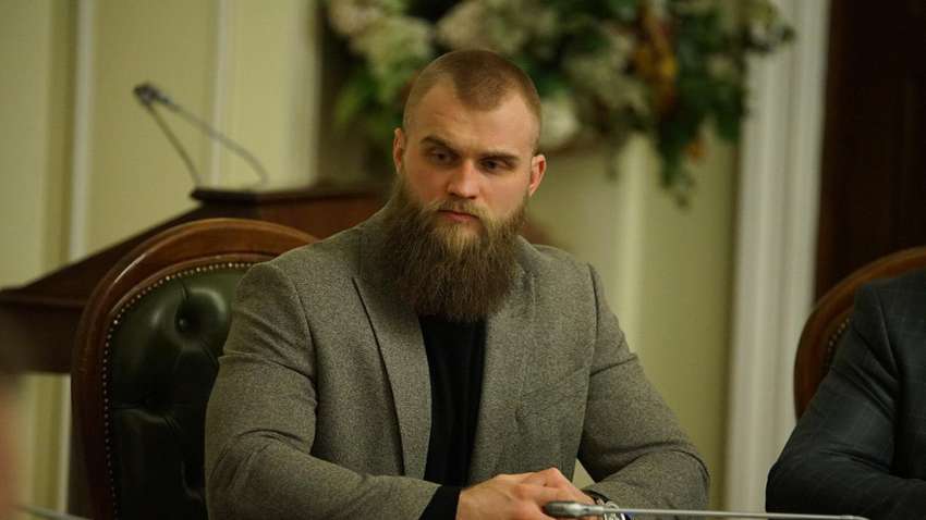 В "Слуге народа" решили исключить из фракции Артема Дмитрука: что известно о кадровых решениях политсилы