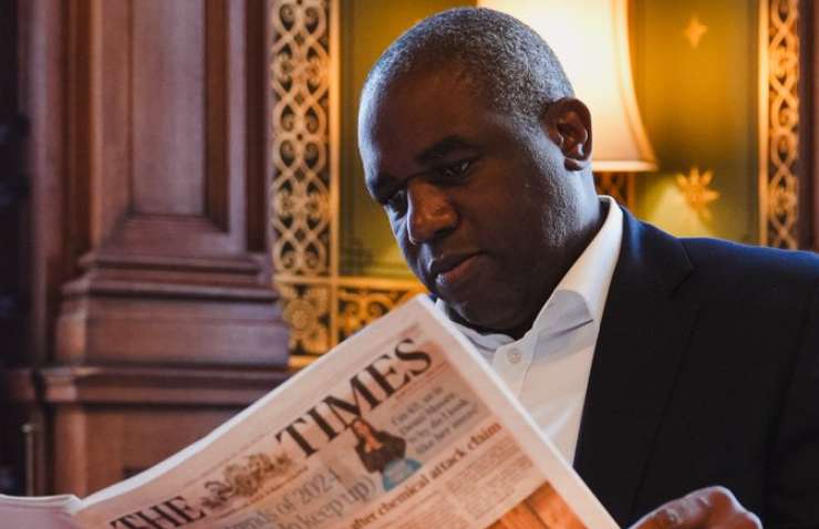 "Тхне відчаєм": у Британії відреагували на "бандитські погрози" Медведєва