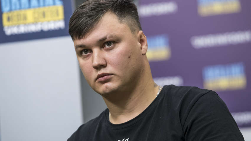 РосСМИ нашли отца убитого пилота Кузьминова, а тот назвал сына Иудой РосСМИ нашли отца убитого пилота Кузьминова, а тот назвал сына Иудой