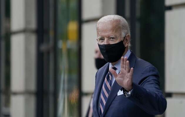 Байден привился от коронавируса - процедуру показали в прямом эфире 