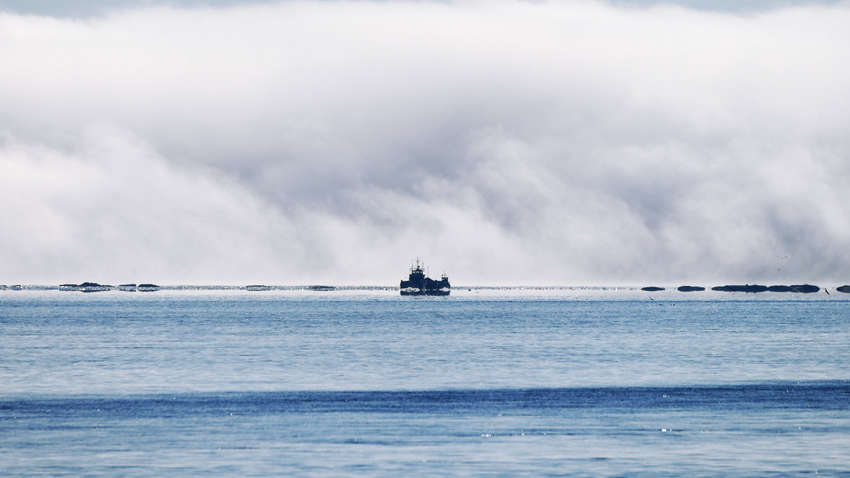 У Росії знову екологічна НП: в річці Ангара - сотні літрів нафти У Росії знову екологічна НП: в річці Ангара - сотні літрів нафти