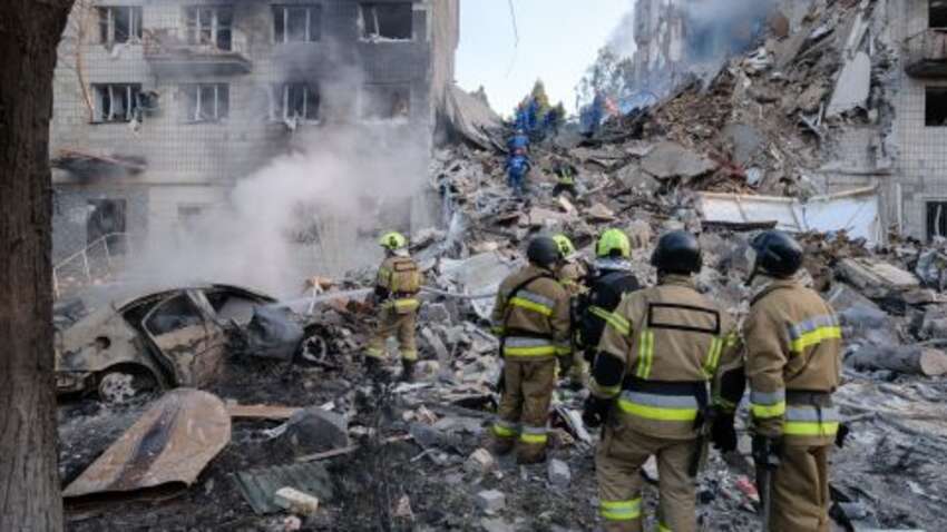 Разумков: Власти обманули бизнес с налогами и лишили гарантий семьи погибших работников ГСЧС