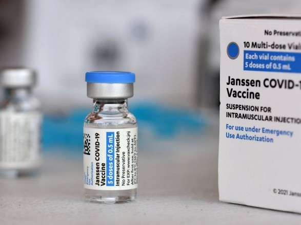 Дочекалися: Україна остаточно затвердила вакцину від Johnson & Johnson