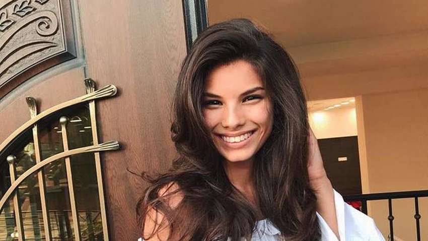 Мишель Андраде показала, как выглядит без макияжа Мишель Андраде показала, как выглядит без макияжа