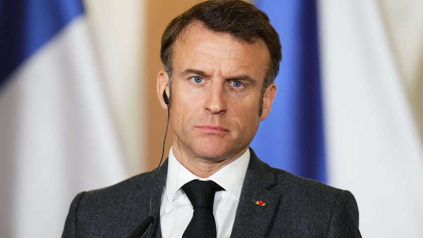 Франция допустила серьёзную дипломатическую ошибку: о чём речь 