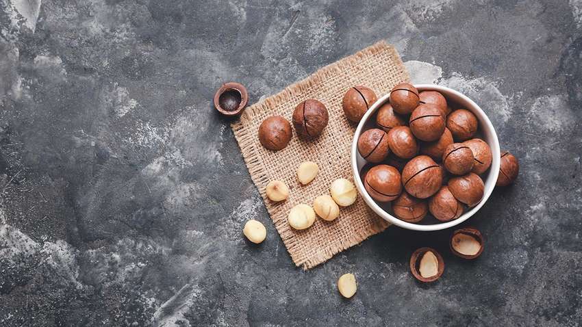 Какой орех очень полезен для женского здоровья