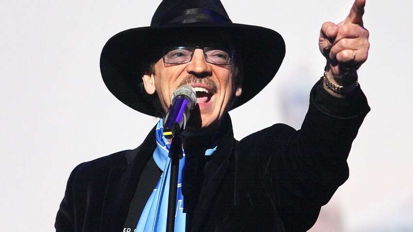  Відомий російський актор розбився: дружина розповіла справжню причину його госпіталізації