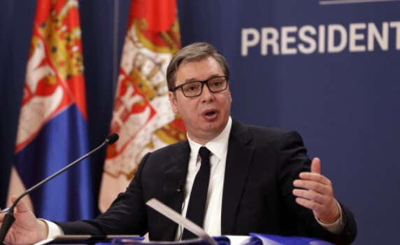 Вучич після поїздки на парад до Путіна заговорив про прискорення вступу Сербії в ЄС: що сталося