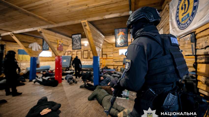 Рабство под Киевом: людей избивали, кололи седативными и заставляли работать под видом «реабилитации»