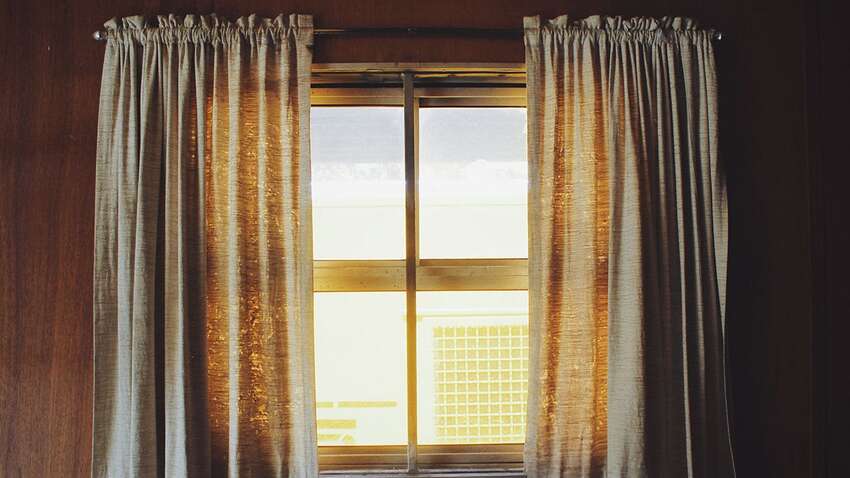 Як випрати штори до Пасхи, не зіпсувавши тканину: поради для ефективного прибирання Як випрати штори до Пасхи, не зіпсувавши тканину: поради для ефективного прибирання