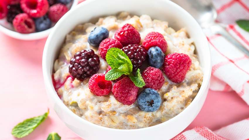 Идеальный завтрак: пять лучших добавок к каше