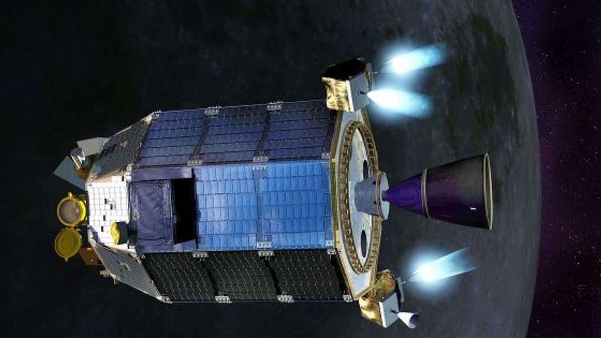 Индийская лунная станция покинула орбиту Земли