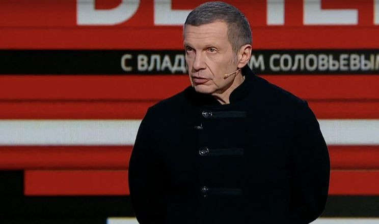 Пропагандист Соловйов розкритикував російський автопром та похвалив годинник «Apple»