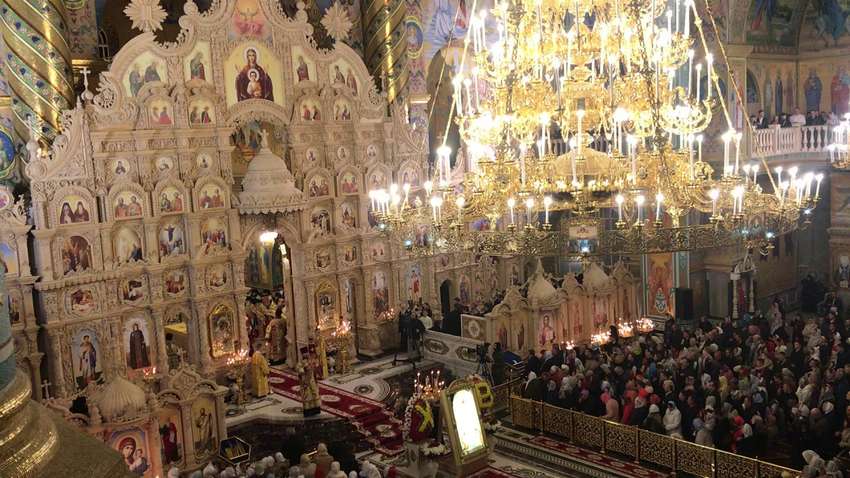 Великдень онлайн: де і коли дивитися святкові богослужіння