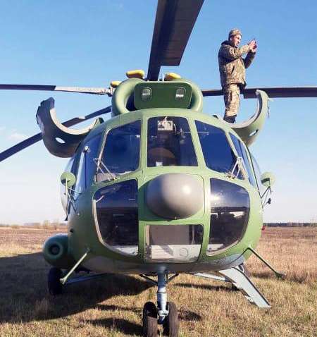 Под Киевом попал в аварию военный вертолет