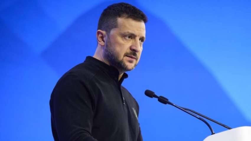 Зеленський назвав цифру українців, які загинули у війні з РФ   Зеленський назвав цифру українців, які загинули у війні з РФ