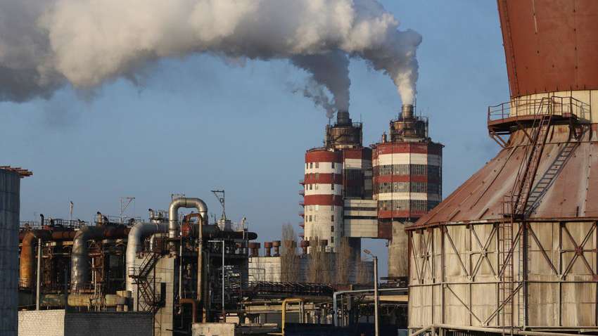 У пастці на заводі "Азот" у Сєвєродонецьку  опинилися сотні мирних жителів: чи є у людей продовольство