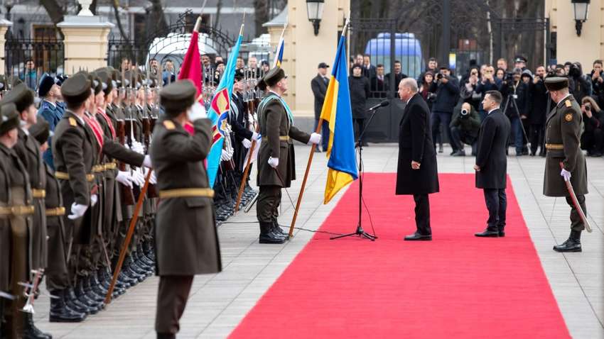 ТОП-5 подій понеділка: "Слава Україні!" від Ердогана і власний тест на коронавірус