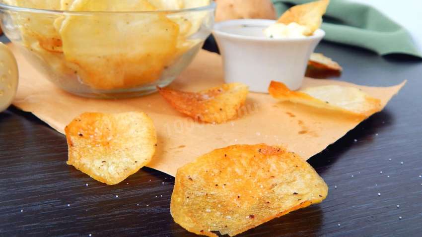 Специальные наушники накормят геймеров чипсами