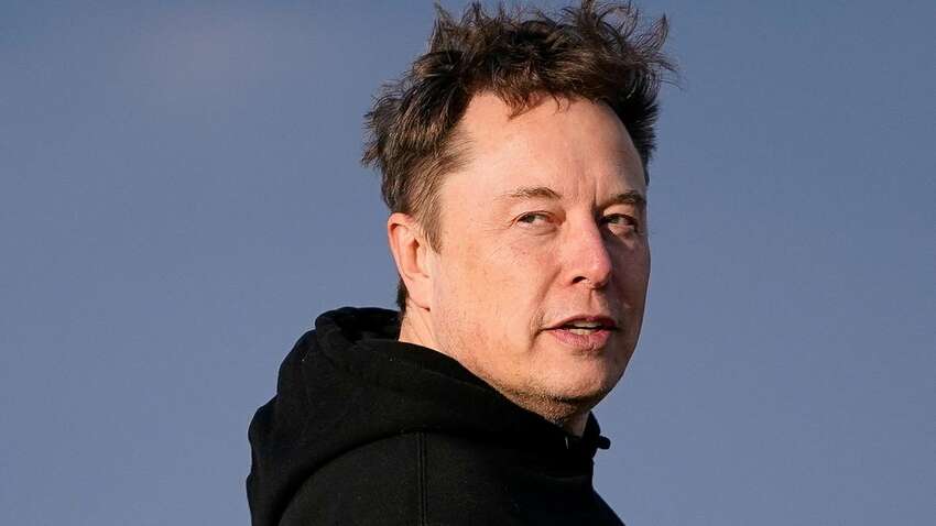 Сделал ребенка и наказывает его мать за неповиновение: Маск попал в громкий скандал