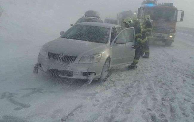 Масштабная дорожная авария в Словакии: пострадали пять украинцев