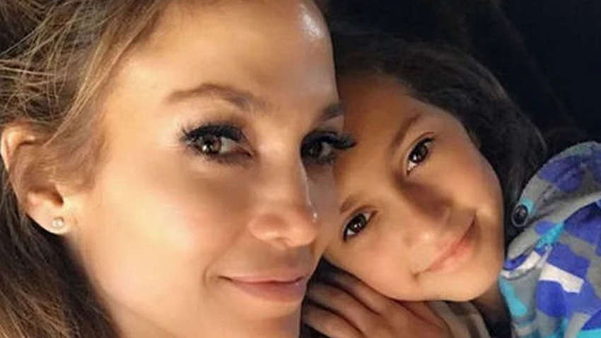 12-летняя дочь Дженнифер Лопес написала свою первую книгу