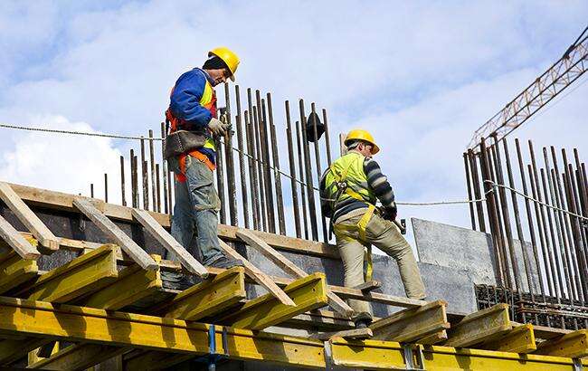 Україні щороку потрібно буде до 400 000 трудових мігрантів – ЗМІ Україні щороку потрібно буде до 400 000 трудових мігрантів – ЗМІ