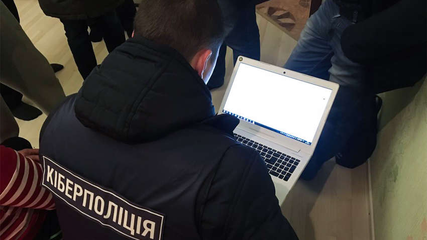 Киберполиция разоблачила студента, продававшего данные более 20 миллионов украинцев